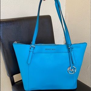 Bright Teal Michael Kors Jet Set Tote